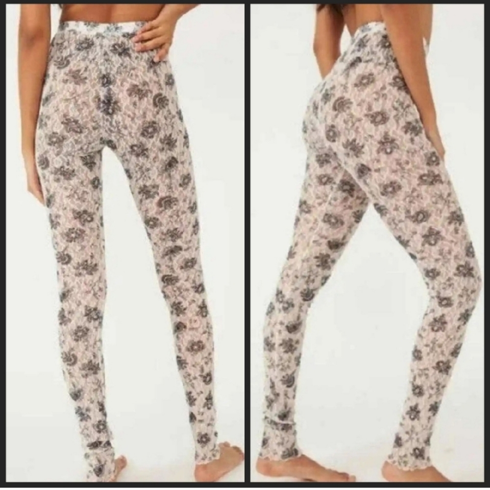 Free People Intimates Layered In Lace Leggings Ivory Combo NWT